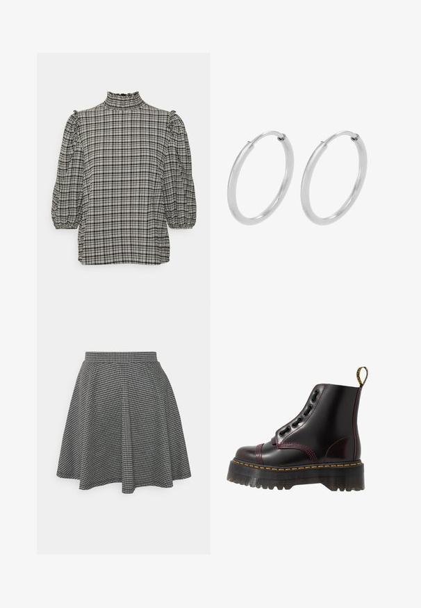 2nd Day LILITH - Blouse - black; Zwart-witte geblokte skaterrok met een strakke tailleband en een uitlopende zoom, gemaakt van textuurstof die een klassiek patroon toont.; Dr. Martens SINCLAIR - Enkellaarsjes met plateauzool - cherry red arcadia; Zilveren hoepeloorbellen, cirkelvormig, met een gladde glanzende textuur en een constante breedte. Minimalistisch ontwerp zonder extra accenten.