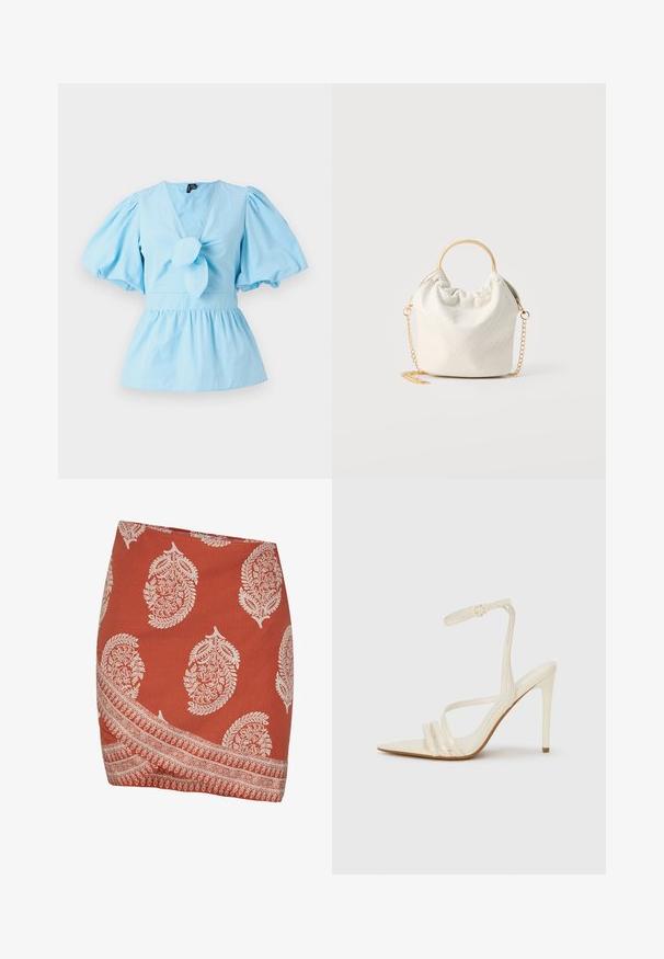 Lyseblå top med pufærmer, V-hals, knyttet forreste detalje og en tætsiddende talje, der udvider sig til en peplum-kant. Fremstillet af bomuldsstof.; Rustrød nederdel med hvide paisley- og blomster mønstre. Har en diagonal nederkant og et indviklet kantdesign langs den nederste kant.; Beige sandaler med høje hæle og spids tå, med tre stropper foran og en tynd ankelrem med spænde. Glat tekstur, minimalistisk design.; Lille hvid vævet håndtaske med rund guldfarvet håndtag og guldkæde som rem, vist på neutral baggrund.