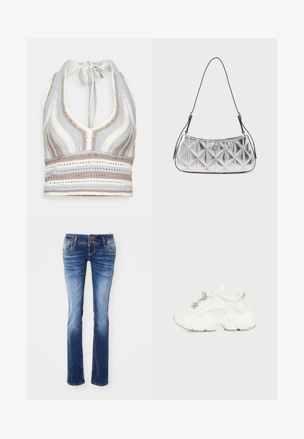 Top de ganchillo tipo halter con rayas en azul claro, beige y blanco, con un escote profundo en V y una espalda atada. Textura de tejido abierto en todo el top.; Vaqueros de denim en un degradado de azul claro a oscuro, con un diseño clásico de cinco bolsillos, detalles de botones de metal y un corte recto.; Zapatilla blanca gruesa con suela gruesa y texturizada, charms de plata en forma de estrella y mariposa en los cordones, y tachuelas plateadas en la lengüeta del talón.; Bolso de hombro plateado metálico con un diseño acolchado, textura suave y correa negra ajustable. Presenta un pequeño detalle del logo en la parte frontal.