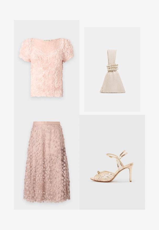Blouse rose clair à manches courtes avec un motif floral 3D de roses et un col en V arrondi sur un fond uni.; Jupe midi en dentelle rose doux avec broderies florales, dotée d'une taille ajustée et d'un design superposé, soulignant une texture délicate.; Sandale à talon haut dorée à brides avec boucle à la cheville, bout ouvert et détail de nœud sur un fond clair.; Petit sac à main beige plissé avec une anse nouée et trois bracelets ronds en perles enroulés autour du milieu.