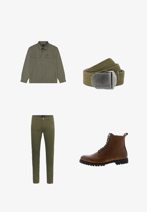 Olivgrüne Hemdjacke mit durchgehender Knopfleiste, zwei Brustklappentaschen, zwei Seitentaschen, langen Ärmeln und Kragen.; Olivgrüne Hosen aus weichem Baumwollgemisch mit vorderem Knopfverschluss, Gürtelschlaufen und slim fit Design.; Braune Lederstiefeletten mit strukturiertem Finish, metallischen Ösen und schwarzer Gummisohle. Mit Zuglasche hinten für einfaches An- und Ausziehen.; Olivgrüner gewebter Stoffgürtel mit einer großen rechteckigen gebürsteten Metallschnalle, auf der "PME LEGEND" eingraviert ist.