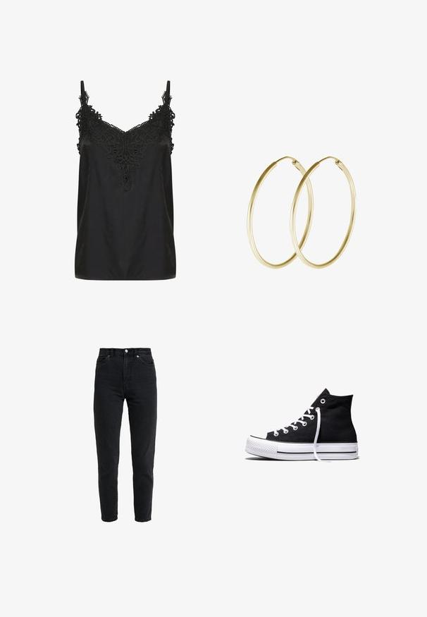 Zwart cami-top met een v-hals en ingewikkelde kantdetails bij de halslijn. Voorzien van spaghettibandjes en een soepele, lichte stof.; High-waist zwarte spijkerbroek met voorste knoop en rits, twee voorzakken en taps toelopende pijpen op een witte achtergrond.; Zwarte hooggesloten canvas sneaker met witte rubberen zool en witte veters, zijwaarts weergegeven op een witte achtergrond.; Gouden hoop oorringen met een glad, rond ontwerp en een glanzende afwerking. Lichtgewicht constructie met een stevige sluiting.