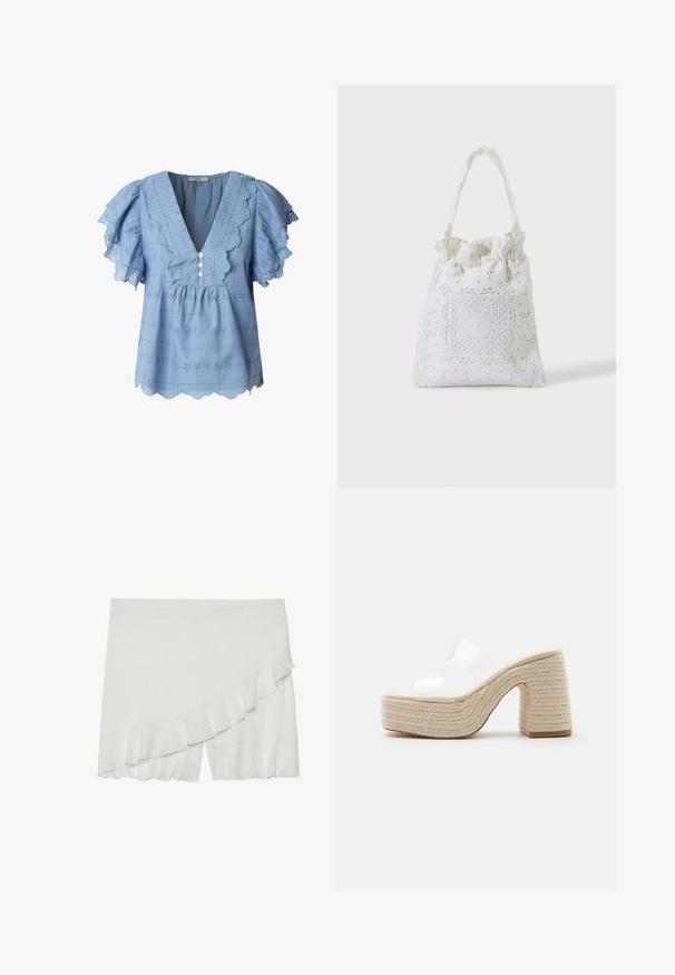 Lichtblauwe blouse met gegolfde randen en fluttermouwen. Heeft oogjesborduurwerk en een drieknoopsluiting bij de V-hals.; Witte shorts van een textuurstof, met een asymmetrische volants aan één kant en een iets uitlopende zoom.; Platformsandaal met een stevige geweven beige hak en zool, met twee brede doorschijnende witte bandjes over de voet.; Witte stoffen draagtas met kanten bloemenborduurwerk en een geplooid bovenhandvat, getoond tegen een effen lichte achtergrond.