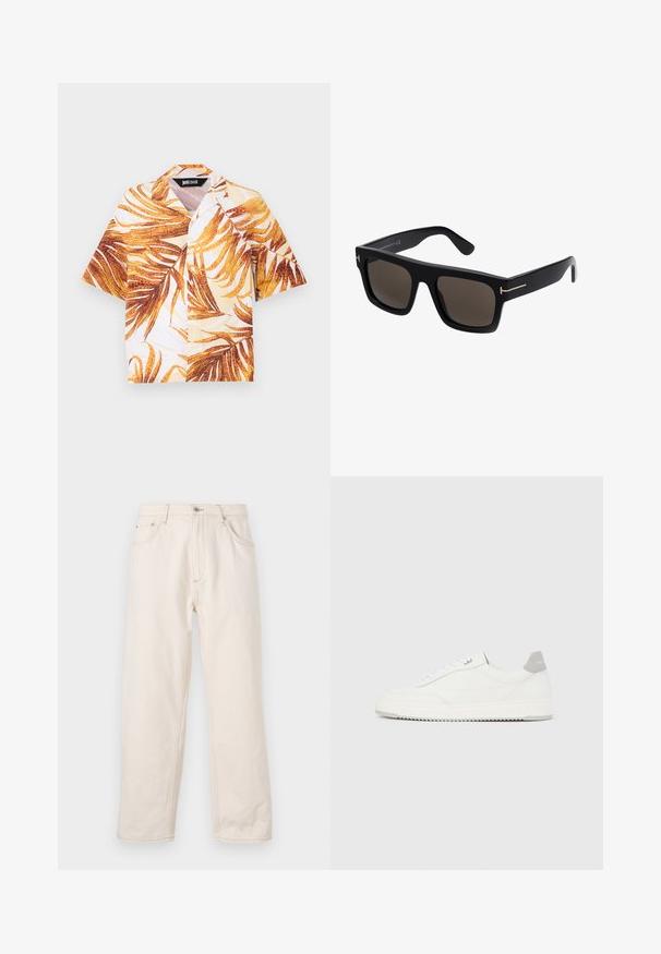 Chemise à manches courtes avec boutons, imprimé de feuilles tropicales jaunes et brunes, et col style camp.; Jean droit beige en denim, avec une fermeture à boutons, cinq poches et des détails de couture visibles. Texture lisse.; Baskets basses blanches avec un onglet de talon gris, des lacets blancs et une semelle texturée, présentées sur un fond uni clair.; Lunettes de soleil noires carrées avec des verres teintés, dotées d'accents dorés sur les branches et d'une texture en plastique lisse.