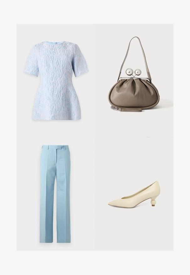Blouse bleu clair texturée à manches courtes avec un motif floral subtil, encolure bateau et fermeture éclair au dos.; Pantalon bleu clair sur mesure avec taille haute, passants de ceinture, plis devant et coupe droite sur fond blanc.; Chaussure femme couleur crème à bout pointu avec un petit talon rond en forme de boule, sur fond uni.; Sac à main en cuir gris de forme arrondie, fermeture supérieure avec deux grandes sphères argentées, et une seule anse.