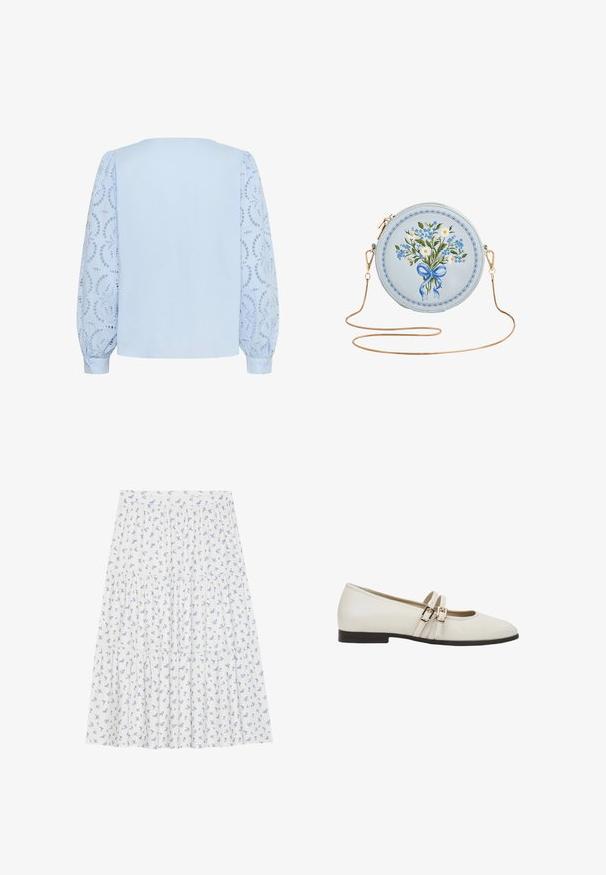 Lichtblauwe blouse met een effen achterpaneel en lange opgeblazen kanten mouwen met ronde bloemige uitsnijdingspatronen en knoopsluitingen aan de manchetten.; Bloemrijke rok van lichtgewicht stof, met een witte achtergrond en kleine blauwe bloemen, gelaagd ontwerp en een elastische tailleband.; Witte patenten leren ballerina's met een ronde neus, voorzien van twee decoratieve bandjes met rechthoekige gouden gespen en een lage, gestructureerde bruine zool.; Ronde lichtblauwe tas met blauw-witte bloemen, vastgebonden met een blauw lint, gouden kettinghengsel en een rand met gegolfde details.