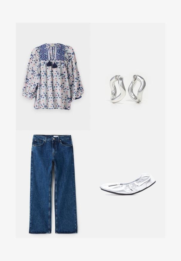 Blomstermønstret bluse i blå, hvid og pink med en delt halsudskæring, frynse detaljer og voluminøse lange ærmer. Cotton stof.; Bredde ben jeans i mørkeblåt denim med en tekstureret overflade, der har fem lommer, metal nitter og en knaplukning.; Sølvfarvet blød balletflat med elastisk åbning og sort tynd sål, fotograferet på lys grå baggrund.; Sølv øreringe i hoop-design med snoet mønster. Runde kanter og blank finish. Åbne lukninger for nem brug. Glat tekstur over det hele.