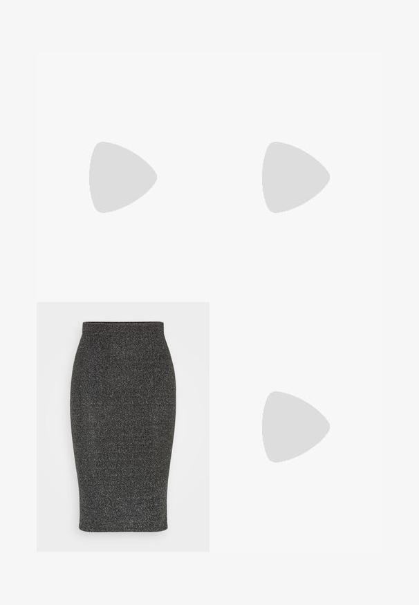Top negro de manga larga con escote cuadrado, silueta ajustada y aberturas laterales en el dobladillo. Confeccionado en una tela suave y elástica.; WAL G. PARTY ROYAL GLITTER MIDI SKIRT - Falda de tubo - silver; Bota de cuero negro hasta la rodilla con punta afilada y tacón alto en bloque. Textura suave con un diseño minimalista y sin herrajes visibles.; Bolso de mano negro y plateado con una superficie texturizada que presenta un patrón de diamante, un asa anudada y una forma estructurada.