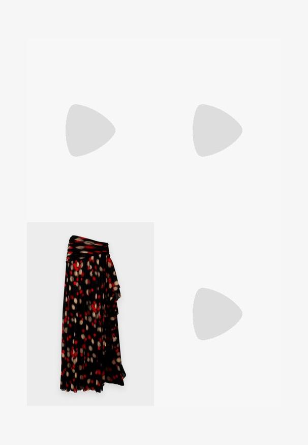 Musthave musta pika varrukaga särk, millel on elav abstraktne muster sinise, punase ja valgega. Omab kraed ja nupuvajutustega esiosas. Tekstuuriga kangas.; Must voltseelik seelik, millel on kogutud vöökoht ning mustal taustal punaste ja kuldsete täppidega muster. Pehme, voogav kangas.; Must nahast slingback-kingad terava varba ja madala kassi kontsaga neutraalsel taustal.; Mustast nahast käekott kogutud disainiga, ühe rihmaga, hõbedase metallraamiga ja kahe suure ümmarguse hõbedase klambriga.