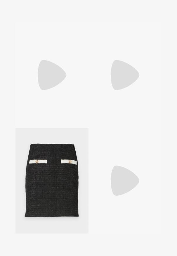 JDY JDYGEGGO - Bluse - black; Sort tweed nederdel med struktureret stof og en tætsiddende design. Har to hvide lommeaccenter med guldtonede knapper.; Sort læder cowboystøvle med spids tå, lav hæl og dekorativ pyntesyning på skaftet og tåområdet. Glat tekstur overalt.; Sort tekstureret lædertaske fra Steve Madden med buet toplynlås, kort uregelmæssigt metal- og læderhåndtag samt aftagelig rem.
