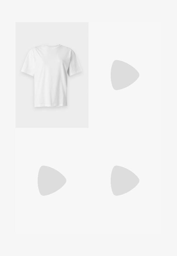 Schlichtes weißes Kurzarm-T-Shirt mit Rundhalsausschnitt, flach auf einem hellgrauen Hintergrund dargestellt.; Schwarze Hosen mit maßgeschneidertem Schnitt, die seitliche Taschen, eine glatte Textur und ein elegantes Design aufweisen, das sich zum Knöchel hin verjüngt.; Schwarzer flacher Lederloafer mit abgerundet-quadratischer Spitze und breitem Riemen über dem Obermaterial, seitlich auf weißem Hintergrund gezeigt.; Schwarze Leder-Umhängetasche mit verstellbarem Riemen und silbernem Reißverschluss, "Liebeskind Berlin" Logo in der Mitte vorne.