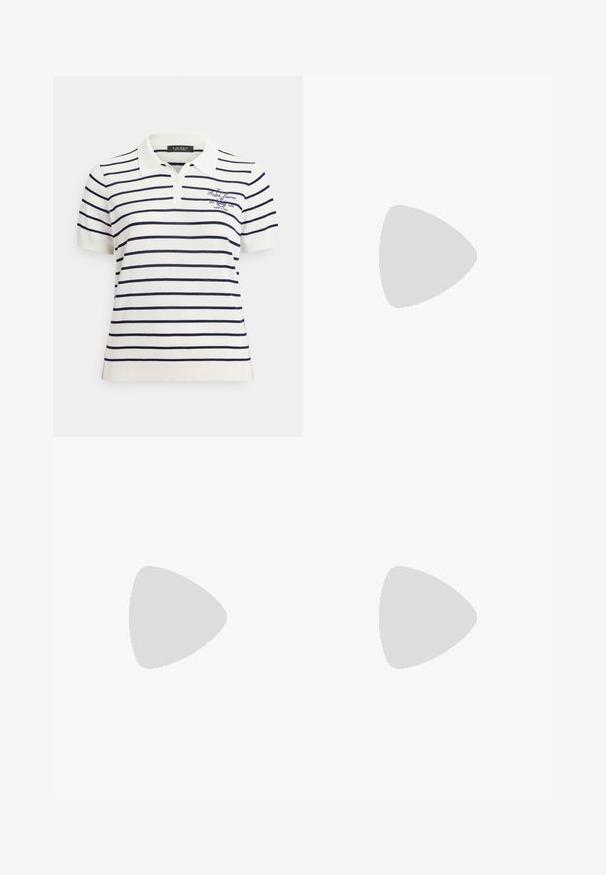 Witte poloshirt met korte mouwen, navyblauwe horizontale strepen en een geborduurd "Ralph Lauren"-logo op de borst, voorzien van een kraag en knoopsluiting.; Mos Mosh HERA - Flared Jeans - grey; Marineblauwe platte sandaal met dunne bandjes, enkelgesp en teenriem op een lichte achtergrond.; Blauwe leren handtas met textuur, dubbele handvatten, een klein aangehecht zakje en een subtiel wit logo bij de basis op een effen achtergrond.