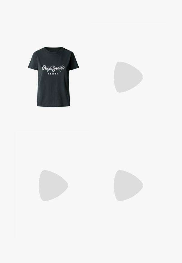 Camiseta de algodón negra con un logotipo blanco desgastado "Pepe Jeans LONDRES" en el pecho, de manga corta y cuello redondo.; Replay BECKA PANTS - Vaqueros boyfriend - medium blue; Botas de cowboy de cuero marrón con costuras en forma de llama, cremallera lateral, tachuelas plateadas, punta puntiaguda y tacón apilado.; Pequeño bolso negro brillante con dos asas largas y detalles de cordón lateral sobre un fondo claro liso.