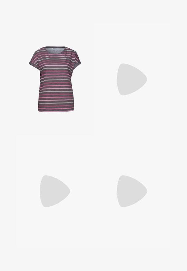 T-shirt manches courtes pour femme avec des rayures horizontales dans des nuances de rose, gris et mauve, avec un col rond.; Jean en denim bleu foncé avec une coupe droite. Comprend une fermeture éclair avec un bouton, cinq poches et des coutures contrastantes.; Baskets Reebok en daim rose clair avec semelle blanche, lacets noués, positionnées en l'air au-dessus d'une surface en béton gris texturé.; Grand sac tote matelassé vert foncé avec de larges anses rembourrées et une petite étiquette logo blanche sur la poche avant, le tout sur un fond blanc.
