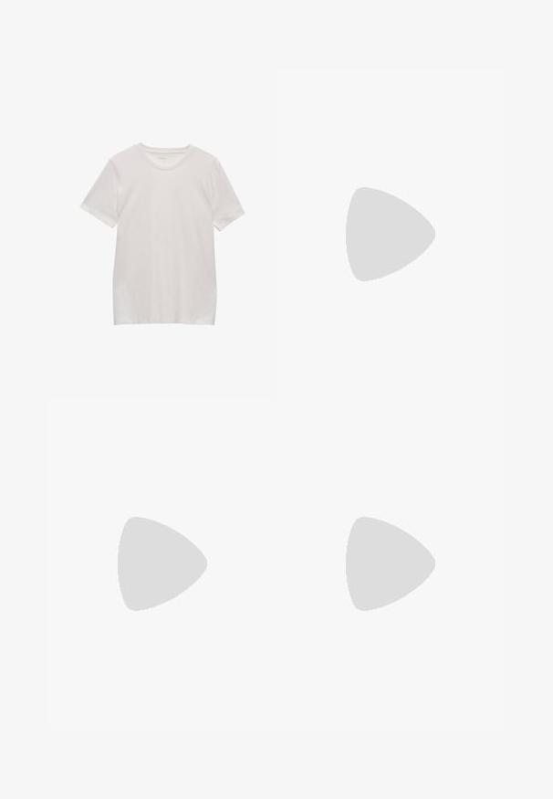 Hvid kortærmet bomulds-T-shirt med rund hals, vist fladt på en hvid baggrund.; Straight-leg blå denim jeans med frontknap, lynlås, bæltestropper og fem-lomme design på en ensfarvet hvid baggrund.; Hvide snørresneakers svævende over en træbænk med grønne planter i baggrunden, der fremhæver skodesign og tekstur.; Sort læderbælte med en sølvfarvet metalspænde, der har en glat tekstur og et enkelt prong-design. Mærke logo præsenteret nær spænder. 