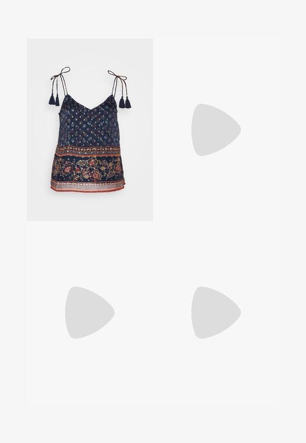 Vero Moda VMLUCY STRING SINGLET BOHO  - Top - night sky; Lichtblauwe denim jeans met een slim fit, vijf zakken en contrasterende oranje stiksels, met een knoop- en ritssluitingen.; Witte canvas sneaker met een dikke witte platformzool, ronde neus en metalen oogjes voor veters. Merkl logo aan de zijkant weergegeven.; Marineblauwe neplederen schoudertas met een zachte, glanzende textuur, ronde vorm en een enkele, brede handgreep voor gemakkelijk dragen.