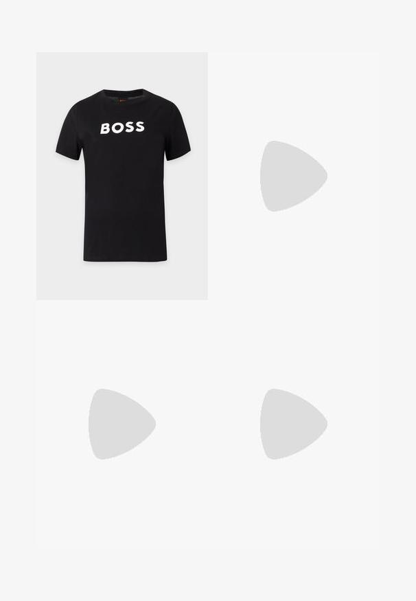 Camiseta negra de manga corta con cuello redondo con la palabra "BOSS" impresa en grandes letras mayúsculas blancas en el pecho.; Vaqueros de mezclilla azul claro de tiro alto y pierna recta con botón y cremallera delanteros, bolsillos delanteros y traseros, exhibidos sobre un fondo blanco.; Zapato slingback de piel negra con puntera puntiaguda, tacón alto y ancho, y forro interior beige sobre un fondo claro y liso.; Bolso de hombro de cuero negro con forma rectangular curvada, cadena dorada entrelazada en una correa negra trenzada y cierre superior con cremallera.