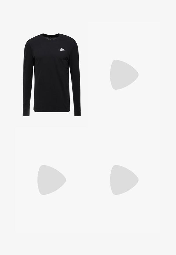 Sort langærmet T-shirt lavet af bomuld, med rund hals, ribbede manchetter og et lille hvidt Nike-logo på brystet.; Sorte cargoshorts med elastisk talje, justerbar snøre og knaplukning på sidelommerne.; Hvide lædersneakers med teksturerede overflader, polstret krave og synlig luftpolstring i sålen. Har snørrebånd og et minimalistisk design.; Sølv kædedesign med sammenkoblede led, glat tekstur og ensartet rektangulær form. Sikker lukning.
