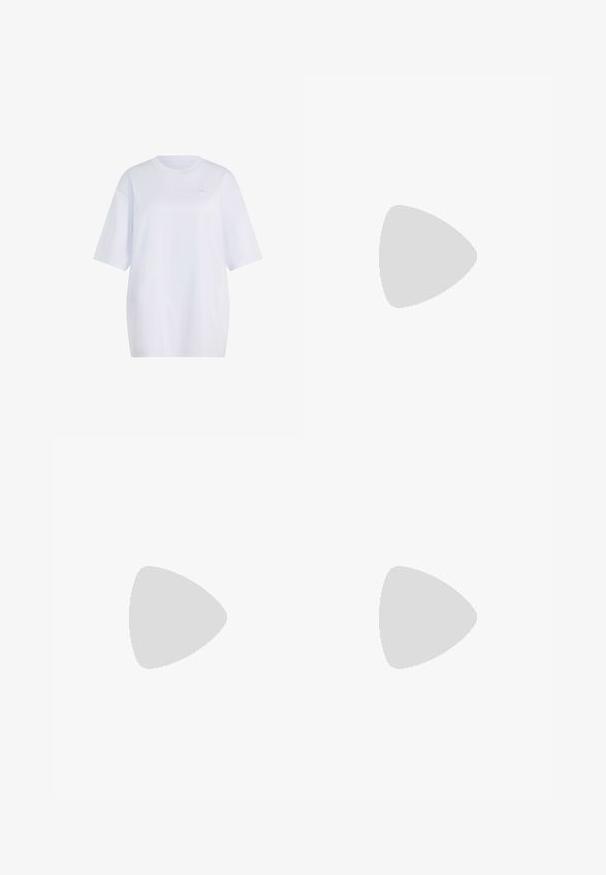 Hvid oversized T-shirt med korte ærmer, rund hals og lille diskret logo på venstre bryst.; Cremefarvede bukser med brede ben og tekstureret finish, der har en afslappet pasform, elastisk talje og røde striber ved kanten.; Lyseblå sneakers med mesh-stof, fremtrædende udskæringer i sålen og en velcro-rem på toppen for sikker pasform.; Solbriller med sort plaststel, mørke tonede glas og en smal bro, vist forfra på en hvid baggrund.