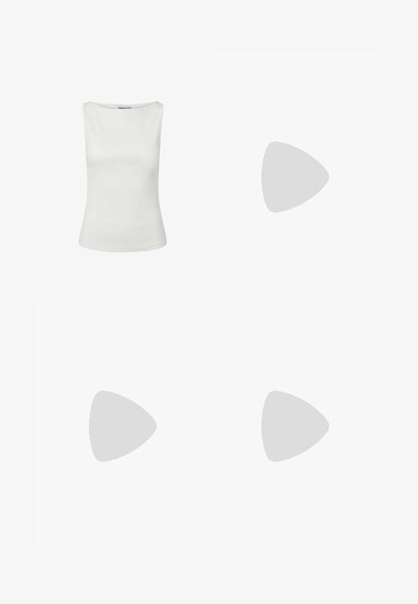 Witte mouwloze geribde gebreide top met een hoge ronde hals en aansluitend model.; Culture CUNAVI CLARINA - Broek - black; Zwarte open-toe mule met dunne bandjes, strikdetail, lage kittenheel en wit polkadotpatroon op de bandjes en binnenzool.; Zwarte leren tote bag met een gladde textuur, een zachte ronde bovenkant en brede handvatten. Kenmerkt zich door minimale stiksels en een slungelige silhouet.