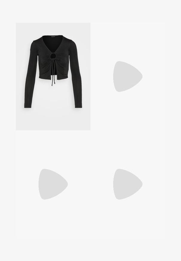 Even&Odd Longsleeve - black; Zwarte slim-fit jeans met voorzakken, riemlussen, knoopsluiting en rits, weergegeven tegen een witte achtergrond.; Steve Madden MILANO - Sandalen met hoge hak - black; Zilverkleurige oorringen met een gladde, ronde vorm en een gepolijste afwerking. Beide oorbellen zijn van dezelfde grootte en hebben een veilige sluitmechanisme.
