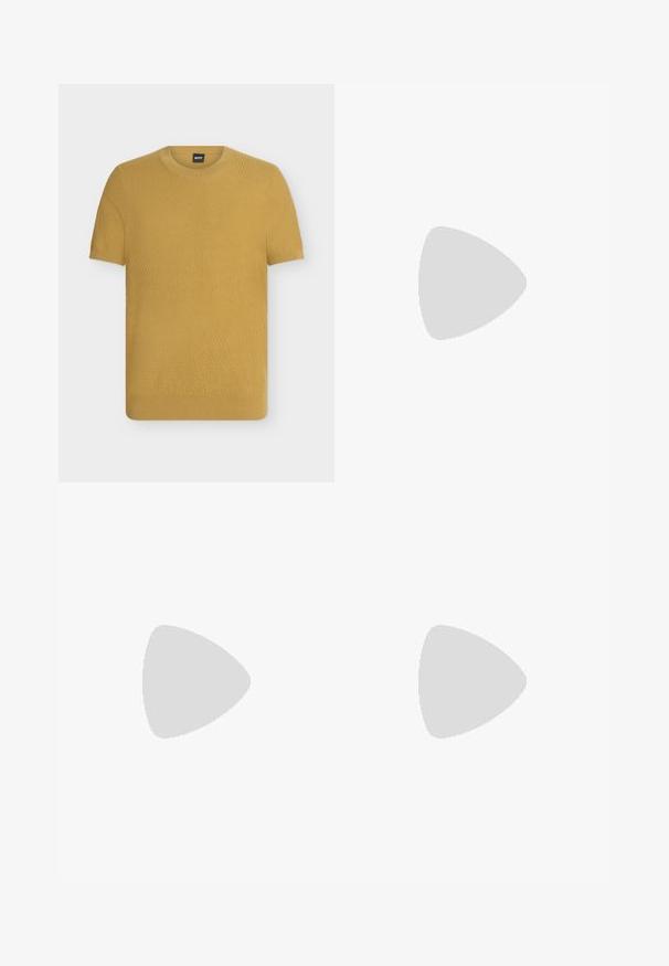 Chemise en maille jaune moutarde à manches courtes, col rond et motif texturé subtil, présentée sur fond blanc.; Pantalon droit texturé beige clair avec passants pour ceinture, fermeture à bouton et zip frontal, présenté sur un fond uni.; Mocassin pour homme en cuir noir avec un dessus embossé effet croco et un petit talon, présenté de profil sur un fond neutre.; Sac de sport en cuir marron avec deux poignées, une bandoulière noire réglable et un petit logo "BOSS" au centre à l'avant.