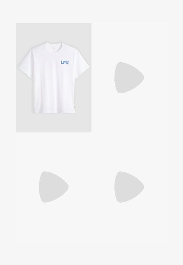 Camiseta blanca de manga corta y cuello redondo con pequeño logo azul de Levi's en el pecho izquierdo y una etiqueta roja de Levi's en el dobladillo lateral izquierdo.; Pantalones cortos de mezclilla en azul oscuro, con un diseño clásico que incluye cinco bolsillos, costuras cosidas, cierre de botón y bolsillos traseros curvados.; Zapatilla blanca con acentos en negro y gris, que presenta una puntera texturizada en gris, suela de goma negra y cordones planos blancos. Diseño limpio, estilo minimalista.; Bolso tote de lona azul con bolsillo frontal y bordado rojo "O.N.S", con asas dobles y una correa ajustable para el hombro.