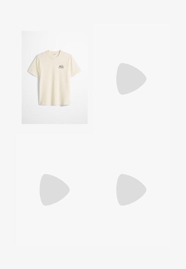 Valge lühikeste varrukatega puuvillane T-särk ümmarguse kaelusega ja vasakul rinnal väike must spordilogo, millel on tekst "MOPD SPORTS MARC O'POLO DENIM".; Mustad sirged püksid, mis on valmistatud siledast kangast, nuppude sulgemisega ja küljetaskutega klassikalises disainis.; Pruun seemisnahast paeltega vabaaja jalanõu tasase kummipõhjaga, vaadatuna küljelt ühetaustalise heleda tausta peal.; Kreemjas lõuendist käekott esiosa taskuga, kahe käepidemega, reguleeritava õlarihmaga ja väikese kollase "O.N.S" tekstiga tasku all paremal.