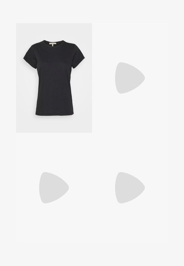 Sort kortærmet T-shirt lavet af blødt bomuld, med rund halsudskæring og et enkelt, rent design med en let afslappet pasform.; Hvid denim nederdel med lige snit, mellemhøj talje, forlommer og knaplukning; glat tekstur og rene linjer.; Pretty Ballerinas ELLA - Loafers - nube black; Sort læderbælte med en stor guldspænde med to runde detaljer, glat tekstur og et elegant design.