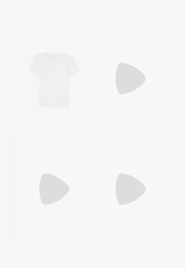 Effen wit korte mouw T-shirt met ronde hals, plat neergelegd op een witte achtergrond.; Witte denim shorts met een opgerolde zoom, vijf-pocketdesign en een zwarte knop bij de taille. Zachte textuur en casual snit.; Zwarte sandaal met twee verstelbare banden, zilveren gespen en een kurken voetbed op een gestructureerde zwarte rubberen zool.; Gouden metalen ring oorbellen met een glad, rond ontwerp en een veilige scharnier sluiting. Lichtgewicht met een gepolijste afwerking.
