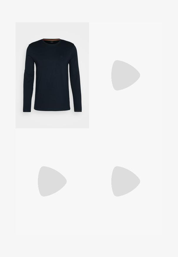 Camiseta de manga larga en color navy hecha de algodón, con un cuello redondo y un pequeño parche de logo en el pecho. Textura suave con una forma ajustada.; Chinos azul marino de tela ligera, con un diseño de pierna recta, cierre de botón y bolsillos laterales. Textura suave y sin estampados.; Zapatillas de cuero negro con una textura suave, punta redondeada, suela plana de goma y cordones a tono. Presentan el logotipo dorado "BOSS" en el lateral.; Bolsa para portátil negra con una superficie texturizada, dos asas, correa desmontable y herrajes metálicos. Cuenta con dos etiquetas y un diseño estructurado.