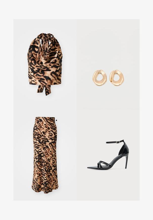 Schal mit Leopardenmuster, der eine leichte, seidige Textur und schwarz-beige Töne aufweist; am oberen Ende mit einer kleinen Schleife gebunden.; Maxikleid mit Leopardenmuster und tailliertem Bund, aus weichem Stoff gefertigt, in Braunstufen und Schwarz, mit einem fließenden A-Linien-Silhouette.; Schwarze Sandale aus Lackleder mit hohem Absatz, dünnem Knöchelriemen, offenem Zehenbereich und minimalistischem Design auf hellem, einfarbigem Hintergrund.; Paar unregelmäßig geformter, polierter Creolen aus goldfarbenem Metall mit offenem Zentrum auf weißem Hintergrund.