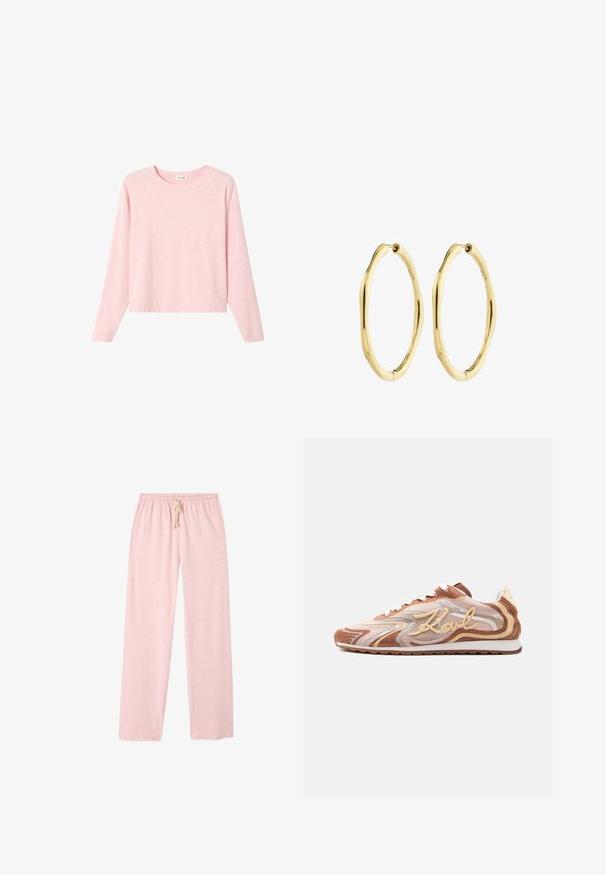 Helles rosa Langarmshirt aus weichem Stoff, mit einem klassischen Rundhalsausschnitt und einem lockeren Schnitt, ohne Muster oder Akzente.; Hellrosa, Baumwoll-Loungehosen mit lockerem Schnitt, elastischem Bund und Kordelzugdetails. Glatte Textur, knöchellanges Design.; Flacher braun-beiger Sneaker mit wellenförmigem Muster, weißen Schnürsenkeln und "Karl" in kursiver Schrift auf der Seite gestickt.; Paar unregelmäßig geformte glänzende goldene Creolen mit leicht welliger Textur und Verschluss auf weißem Hintergrund.