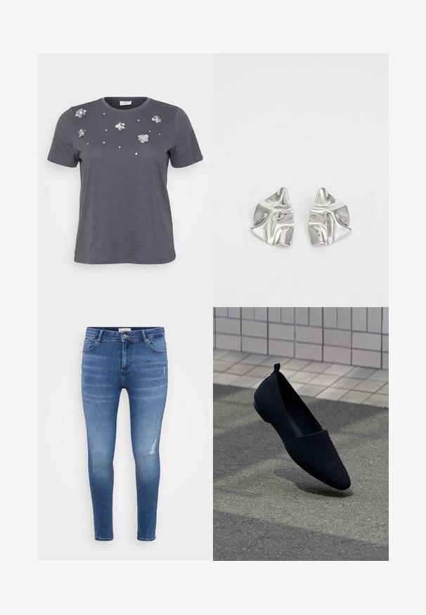 Grå bomulds T-shirt med korte ærmer, prydet med metallic blomsterapplikationer og palietter arrangeret på forsiden. Blød tekstur, afslappet pasform.; Slanke jeans i lyseblå denim med subtile slidte accenter, fem lommer og lynlås-lukning. Glat tekstur.; Sorte flade sko med spids tå, glat tekstur og minimalistisk design. Har en lille hæl og en løkke ved ryggen.; Sølvmetal øreringe med et bølgende, skulpturelt design, der har en poleret overflade og uregelmæssige former, hvilket fremhæver en moderne æstetik.