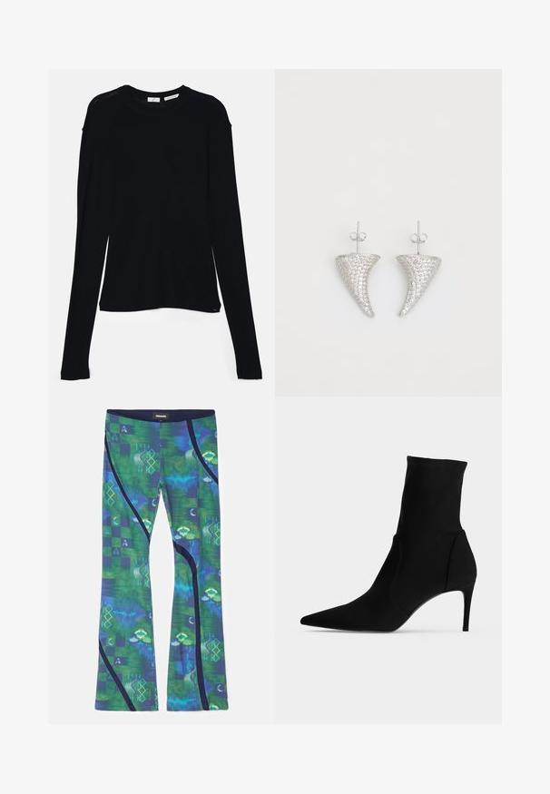 Camiseta negra de manga larga hecha de tela suave, con un escote redondo y un corte relajado, con aberturas en los laterales del dobladillo para facilitar el movimiento.; Leggings hechos de una tela elástica multicolor que presentan patrones verdes y azules con formas geométricas y acentos en azul oscuro a lo largo de los lados.; Botín negro hasta el tobillo con punta afilada y tacón alto y delgado, mostrado de perfil sobre un fondo claro. Diseño elegante y minimalista.; Pendientes en forma de cuerno plateado, engastados con pequeñas piedras transparentes, que cuentan con un cierre trasero para su sujeción. Textura suave y acabado metálico.