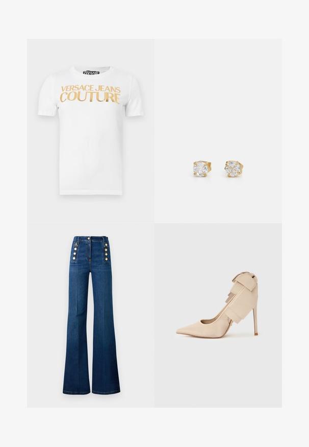 Camiseta blanca de manga corta con el texto dorado "VERSACE JEANS COUTURE" impreso en el pecho.; Jeans de talle alto y corte acampanado en denim azul oscuro, con acentos de botones dorados en los lados y una textura suave.; Zapato de salón de raso beige con tacón alto, punta afilada y un gran lazo decorativo en el talón trasero.; Pendientes de perno en tono dorado con piedras de circonita cúbica redondas y claras, con un acabado pulido y monturas de cuatro garras.
