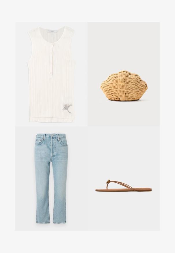 Bezrukávový, rebrovaný top v off-white farbe, s gombíkmi na prednej strane a kovovou kvetinovou výšivkou na leme.; Svetlomodré denimové džínsy so strihom rovného nohavice, so štyrmi vreckami, zapínaním na gombík a blednutou textúrou. Okraje sú úhľadne zakončené.; Béžová plochá sandála s tenkými dvojitými pásikmi cez prsty a po stranách a malým kovovým dekoračným prvkom pri pásiku medzi prstami.; Tkáná kabelka z ratanu tvarovaná ako mušľa Hrebeňovky s prírodnou svetlohnedou farbou a zaoblenými, textúrovanými hranami.