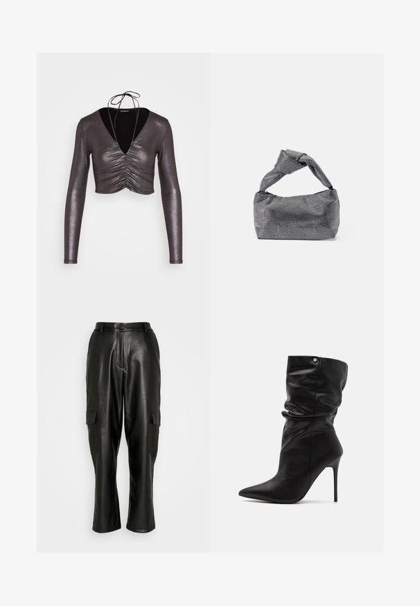 Even&Odd by Zalando Μπλούζα με μακριά μανίκια - black/silver; ONLY ONLKIM PANT - Παντελόνι cargo - black; Even&Odd Wide Fit by Zalando Μποτάκια με ψηλό τακούνι - black; Μαύρη και ασημένια τσάντα χειρός με υφασμάτινη επιφάνεια που διαθέτει διαμαντένιο σχέδιο, κόμπο στη λαβή και δομημένο σχήμα.