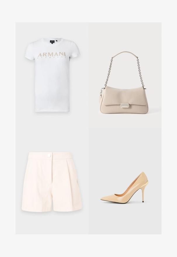 Hvid T-shirt med korte ærmer og rund hals med guld "Armani Exchange" logo trykt på tværs af brystet.; Beige plisserede shorts lavet af letvægtsstof, med knaplukning og rene, skræddersyede linjer. Glat tekstur og minimalistisk design.; Beige laklæder pumps med høje hæle, spids tå og slank stiletthæl, med en lille guldaccent bagpå.; Beige håndtaske med blød, buet form, der har en glat tekstur, en sølvfarvet lukning og en kæderem.