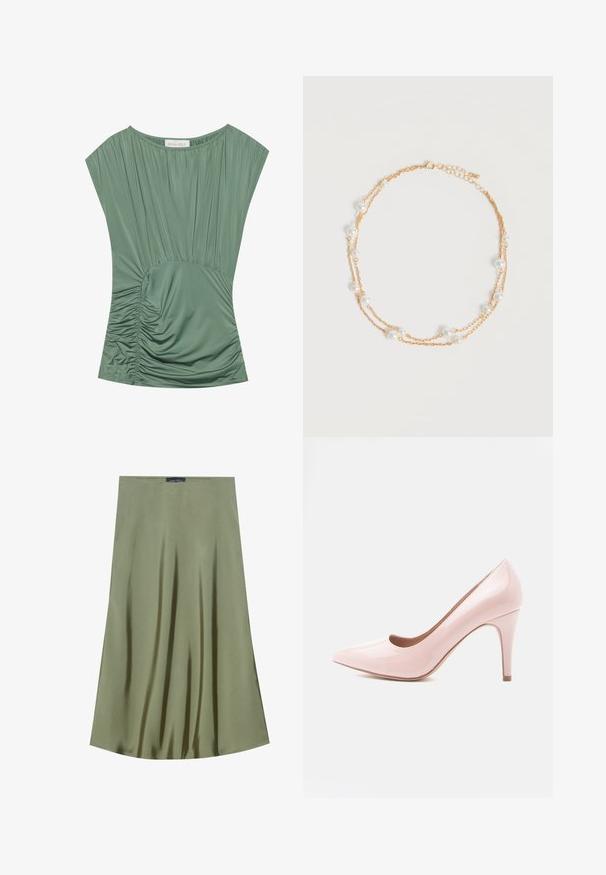 Groene top met korte mouwen van geplooide stof; heeft een gegatherde textuur bij de taille en een ronde halslijn. Soepele, rekbare materiaal.; Olijfgroene midi rok van gladde stof, met een vloeiende uitstraling en subtiele glans, voorzien van een rechte taille.; Roze lakleren hoge hak schoen met een puntige neus en een slanke hak. Gladde textuur met een glanzende afwerking. Geen zichtbare accenten of patronen.; Delicate dubbel gelaagde gouden ketting met gelijkmatig verdeelde kleine witte pareltjes op een eenvoudige lichte achtergrond.