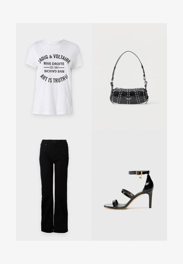 Hvid bomulds T-shirt med fede sorte bogstaver, der viser brandnavn, placering, etableringsdato og slogan i et cirkulært layout. Rund halsudskæring.; Sorte denim jeans med en straight leg-design, fem lommer, frontlukning med knap og subtil struktur. Ingen synlige mønstre eller accenter.; Sorte patenterede lædersandaler med tre stropper, ankelspænde og 10 cm stiletthæl. Har detaljer i guld og et logo charms.; Sort skuldertaske i laklæder med sølvnitter i lodrette rækker og et lille sølvfugleemblem midt på fronten.