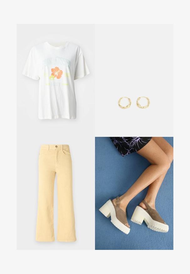 Weißes Baumwoll-T-Shirt mit einem grafischen Druck von tropischen Blumen in Orange und Gelb, sowie dem Text "SUN KISSED 1990 Roxy."; Gelbe, leicht ausgestellte Cordhosen mit einer gerippten Textur, ausgestattet mit fünf Taschen und einem vorderen Knopfverschluss.; Braune Wildleder-Plateausandalen mit klobigen weißen Absätzen, ausgestattet mit einem verstellbaren Knöchelriemen und goldenen Akzenten. Strukturierte Gummisohle für guten Halt.; Goldene Creolen mit einer strukturierten, unregelmäßigen Oberfläche. Sie verfügen über ein leichtes Design und eine runde Form, die sich für den täglichen Gebrauch eignet.