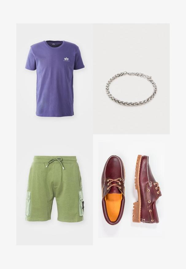 T-shirt violet à manches courtes et col rond avec petit logo blanc Alpha Industries sur la poitrine gauche, sur fond blanc.; Shorts en coton verts avec taille élastique et cordon de serrage. Comprend deux poches cargo latérales et des accents de panneaux texturés sur les côtés.; Chaussures en cuir bourgogne avec semelles en caoutchouc marron, bout rond, couture blanche et œillets dorés. L'intérieur présente une doublure jaune.; Bracelet en chaîne torsadée en argent avec un fermoir mousqueton et des maillons ajustables sur un fond blanc uni.