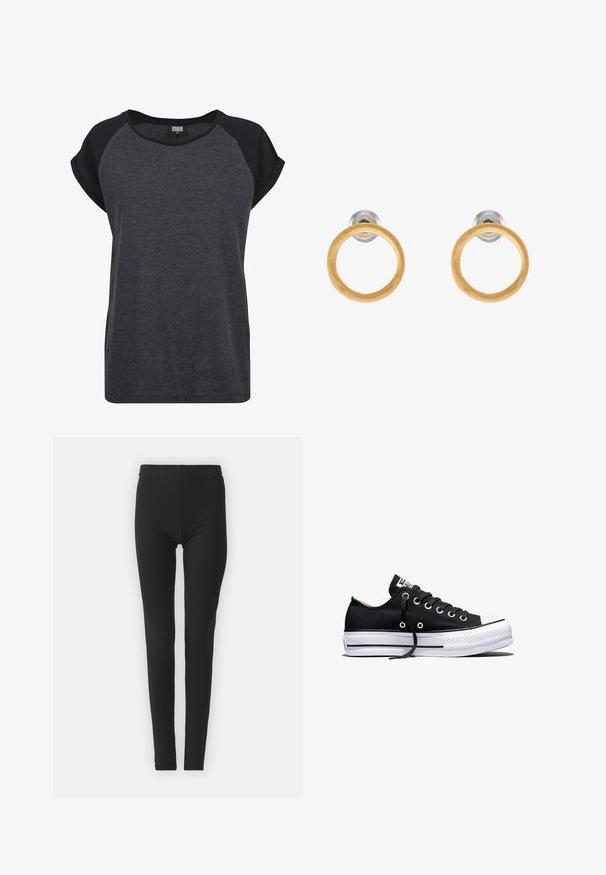 Zwart en donkergrijs T-shirt met korte mouwen, een ronde hals en raglanmouwen. Gemaakt van zachte, geweven stof. Casual pasvorm.; Zwarte, rekbare leggings met een strakke pasvorm, uitgerust met een hoge tailleband en een gladde textuur. Geen zichtbare patronen of hardwaredetails.; Zwarte lage canvas sneaker met witte rubberen plateauzool, zwarte veters en metalen oogjes op een witte achtergrond.; Gouden metalen oorbellen met cirkelvormige houten accenten, met een gladde textuur en een minimalistisch ontwerp. De silhoutte benadrukt eenvoud.