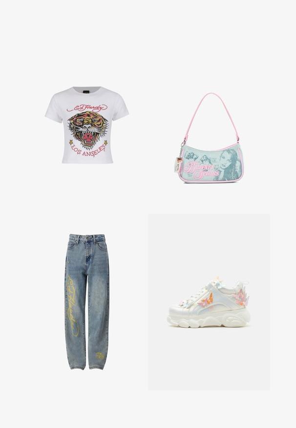 T-shirt courte blanche avec un graphique de tigre coloré agrémenté de strass et du texte "ED HARDY" et "LOS ANGELES" en rouge.; Jean en denim bleu à coupe ample, avec des motifs graphiques jaunes sur la jambe gauche et un petit motif près de l'ourlet inférieur.; Baskets blanches épaisses à semelle épaisse, décorées d'appliques papillons pastel rose, orange et bleu sur les côtés et le talon.; Petit sac à main en denim avec bordure rose, présentant des photos noir et blanc de Britney Spears, des motifs d'étoiles en strass et une étiquette d'identification en plastique attachée.