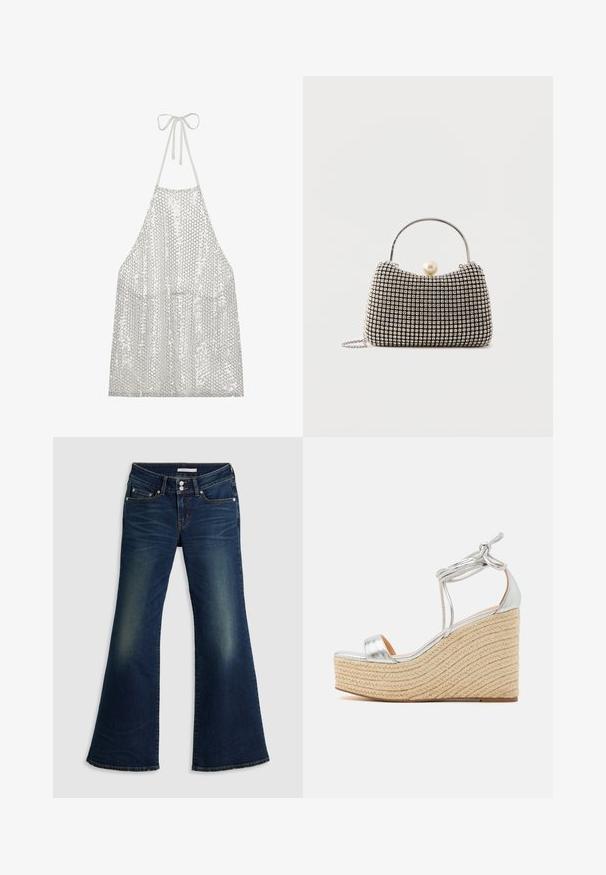 Silberner Pailletten-Schürze mit Halterneck-Bindung. Aus leichtem Stoff, der mit kleinen runden Pailletten bedeckt ist, die Licht und Textur reflektieren.; Dunkelblaue Jeans im Super-Low-Flare-Schnitt mit Front- und Gesäßtaschen, doppeltem Knopfverschluss und verwaschenen Details an Oberschenkeln und Knien.; Silberne metallische Keilsandalen mit einer Plattform aus Jute-Seil, ausgestattet mit einem dünnen Knöchelriemen und einem breiten Zehenband für Unterstützung.; Kleine Handtasche mit silbernem Gittermuster, gebogenem Griff, großem Perlenverschluss und einem dünnen silbernen Kettenriemen auf schlichtem Hintergrund.
