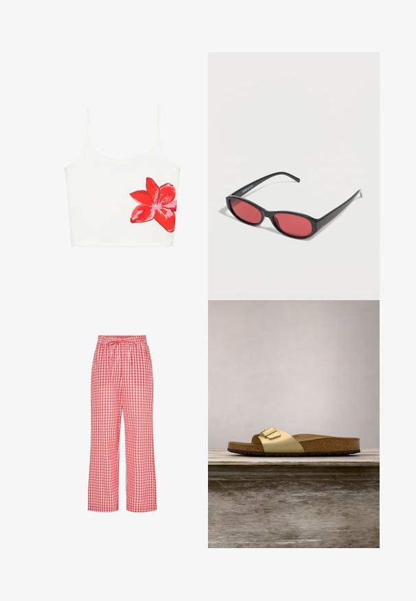 Camisole courte blanche avec fines bretelles et grand motif fleur rouge en bas à droite.; Pantalon ample à carreaux vichy rouge et blanc avec taille élastique et cordon, longueur totale, coupe droite.; Sandale glissante synthétique dorée avec une seule sangle et un accent de boucle, dotée d'un pied en liège brun et d'une semelle en caoutchouc texturé.; Lunettes de soleil ovales noires avec des branches fines et des verres teintés rouges posées sur une surface blanche.