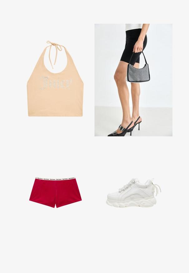 Licht beige haltertop van zachte stof met een ronde halslijn, versierd met rhinestones die "Juicy" aan de voorkant spellen.; Rode geribde stoffen shorts met een zwart-wit Juicy Couture band. Het ontwerp is casual en heeft een recht gesneden vorm.; Witte sneaker met een glad synthetisch bovenwerk, voorzien van een rij parelachtige kralen op de veters en een decoratieve ketting aan de achterkant.; Zwarte beaded handtas met een gebogen silhouet, draaghandvat en glanzende textuur. Draagt bij hoge zwarte hakken en strakke zwarte shorts.