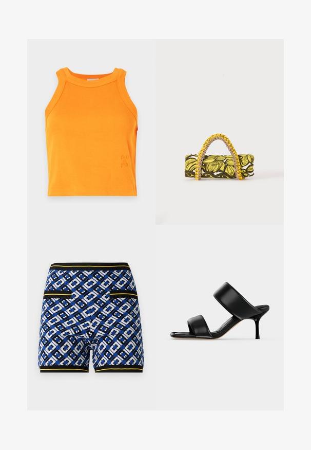 Débardeur orange à côtes avec un col haut et une conception sans manches. Présente des détails subtils de logo sur l'ourlet. Matière douce et extensible.; Shorts en tricot à motifs présentant un design géométrique bleu, noir et blanc, avec des accents jaunes contrastés et des poches sur les côtés.; Sandale mule en cuir noir avec deux larges brides et un talon stiletto fin de hauteur moyenne sur un fond clair uni.; Sac rectangulaire avec motif floral jaune et noir et anse tressée jaune et rose sur fond blanc.