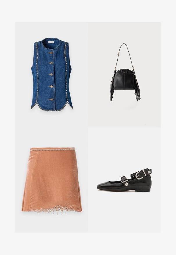 Dunkelblaues, ärmelloses Denim-Weste mit sechs runden Metallknöpfen. Verfügt über goldene Nieteneinfassung entlang der Kanten für zusätzliche Details.; Rabanne Minirock - pink; Schwarze Lackleder-Ballerina mit eckiger Zehenpartie, Knöchelriemen mit silberner Hardware und flacher Sohle. Glatte Textur mit minimalistischen Design.; Schwarze Lederhandtasche mit geschwungener Form, langem verstellbarem Riemen und Fransen an beiden Seiten vor hellem Hintergrund.